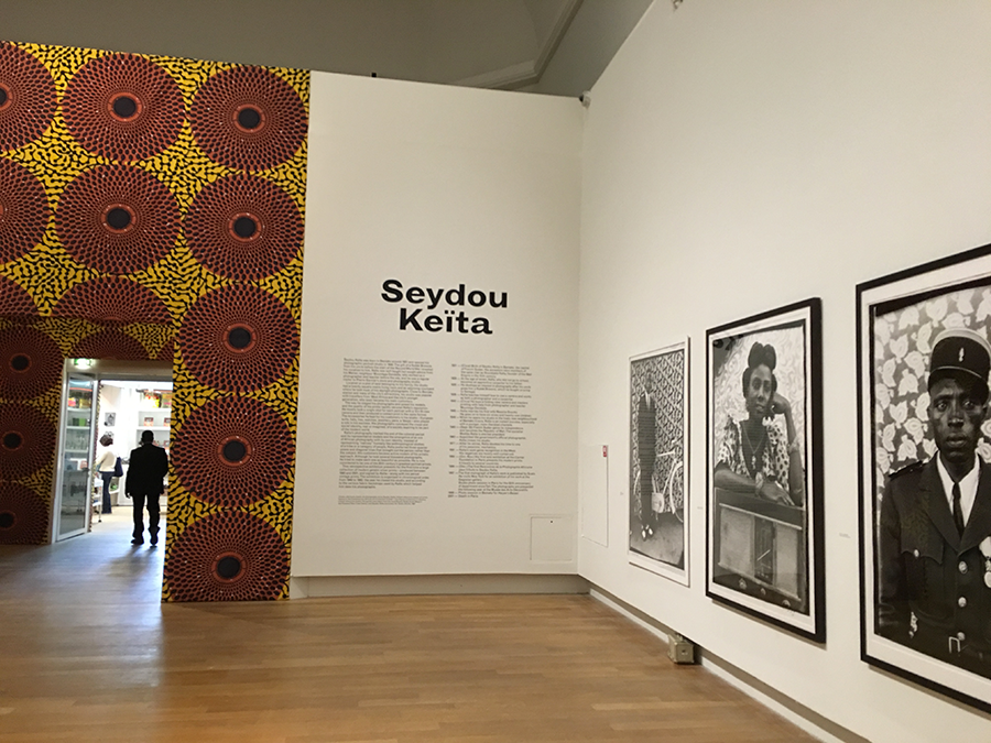 Seydou Keïta au Grand Palais, Paris, du 31 mars au 11 juillet 2016.